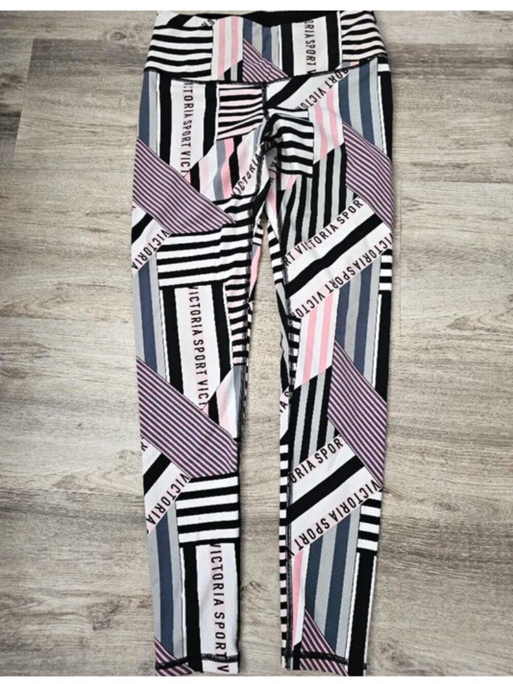 Victoria's Sport Knockout Logo Leggings size S